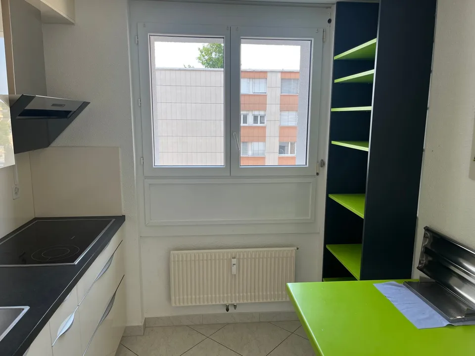 Appartement spacieux 5.5 pièces sur la rue principale à Biberist – disponible immédiatement !