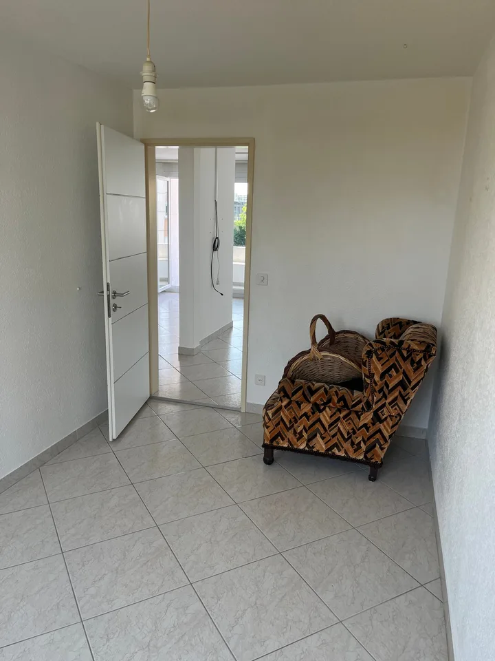 Appartement spacieux 5.5 pièces sur la rue principale à Biberist – disponible immédiatement !