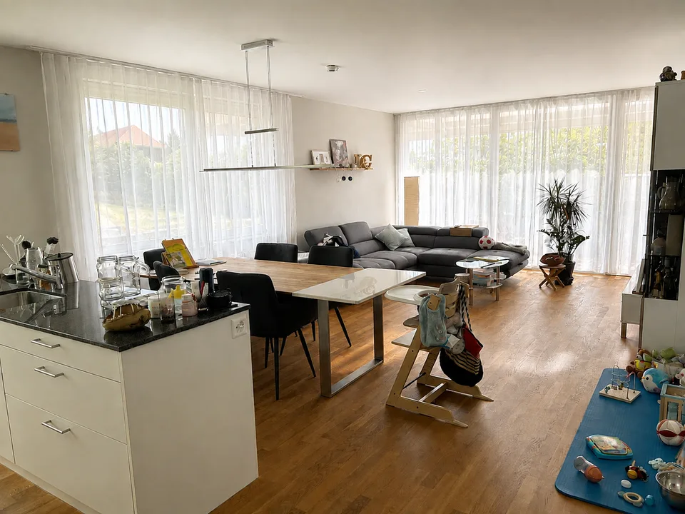 Helle 4.5-Zimmer-Wohnung