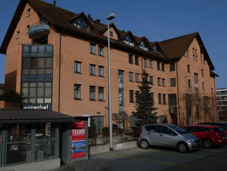 Weiträumige und gemütliche 1.5 Wohnung zu vermieten
