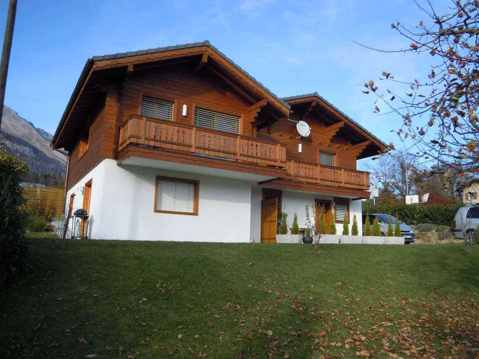 Charming 4-room apartment in Grimisuat – available immediately