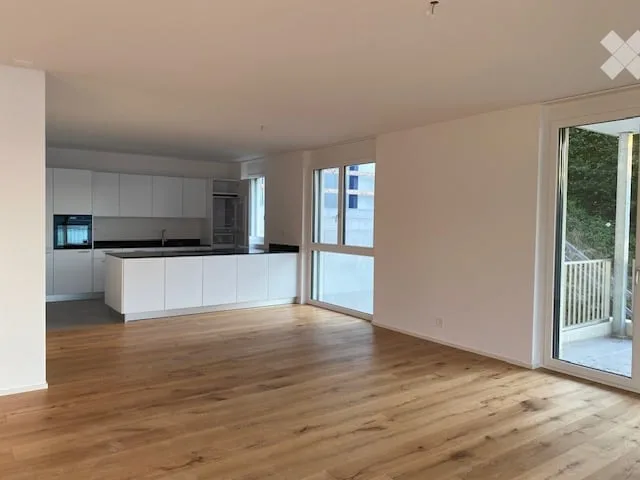 Appartement spacieux 5.5 pièces avec vue imprenable sur le lac et les montagnes à Beckenried