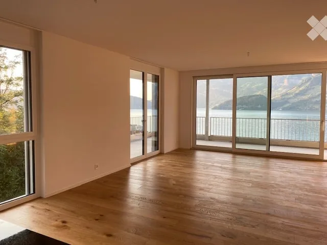Appartement spacieux 5.5 pièces avec vue imprenable sur le lac et les montagnes à Beckenried
