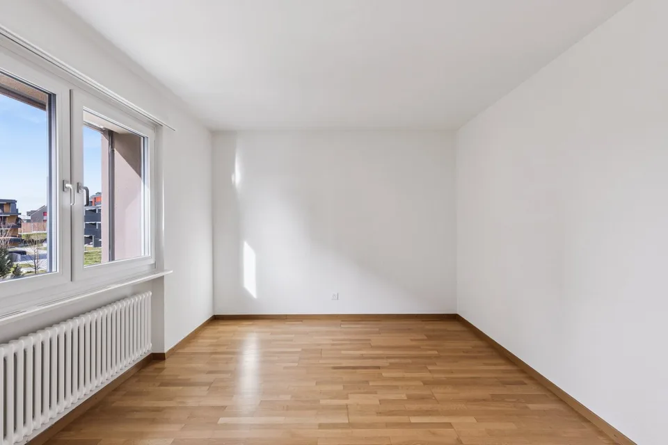 Sonnige Wohnung mit grosser Terrasse und Weitsicht an bester Lage in der neuen Überbauung