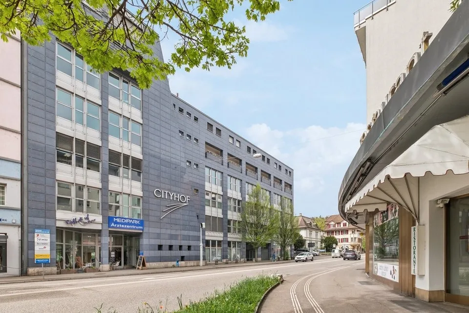 Central, moderne et plein de possibilités --> Votre nouveau siège social !
