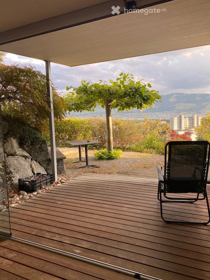 Apartment with terrace and stunning views and spacious outdoor area