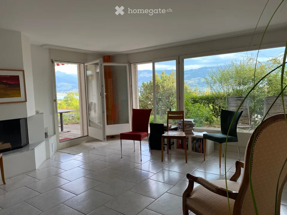 Apartment with terrace and stunning views and spacious outdoor area