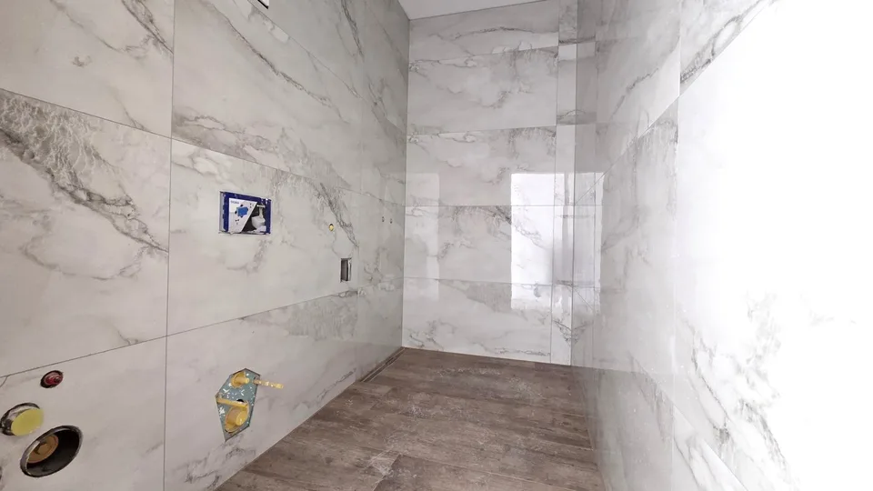 Joli appartement de 2.5 pièces avec grand balcon (Lot 3)
