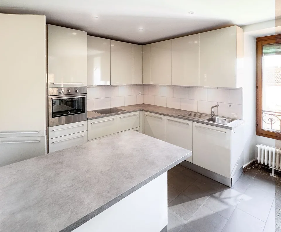 Appartement C: 180m² au dernier étage - Maison Maître 1893 rénovée