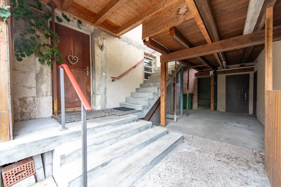 Ein Haus mit Potenzial - angrenzende Liegenschaft ebenfalls erhältlich