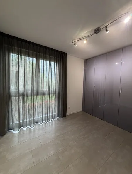 Elegantes Apartment mit 3.5 Zimmern und Seeblick