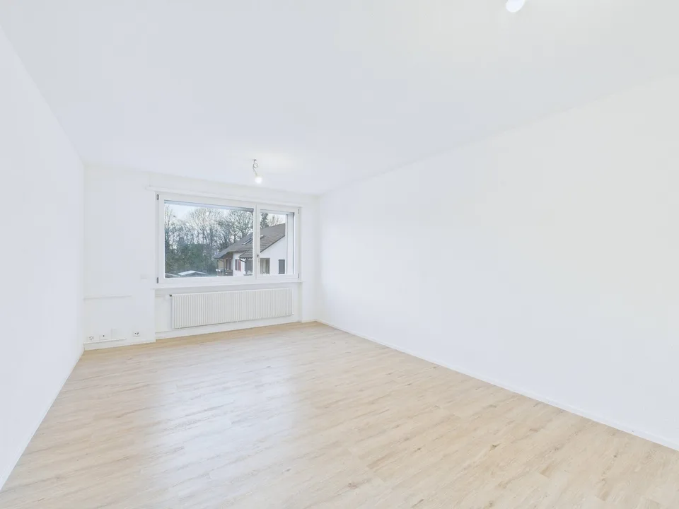 Attraktive 4.5-Zimmer-Wohnung mit Waschturm & Parkplatz