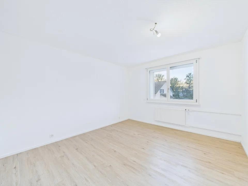 Attraktive 4.5-Zimmer-Wohnung mit Waschturm & Parkplatz
