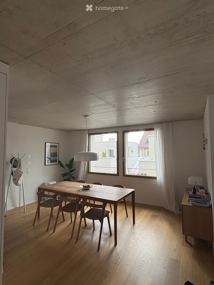 Moderne 2.5-Zimmer-Neubauwohnung an der Segnesstrasse in Zürich-Altstetten