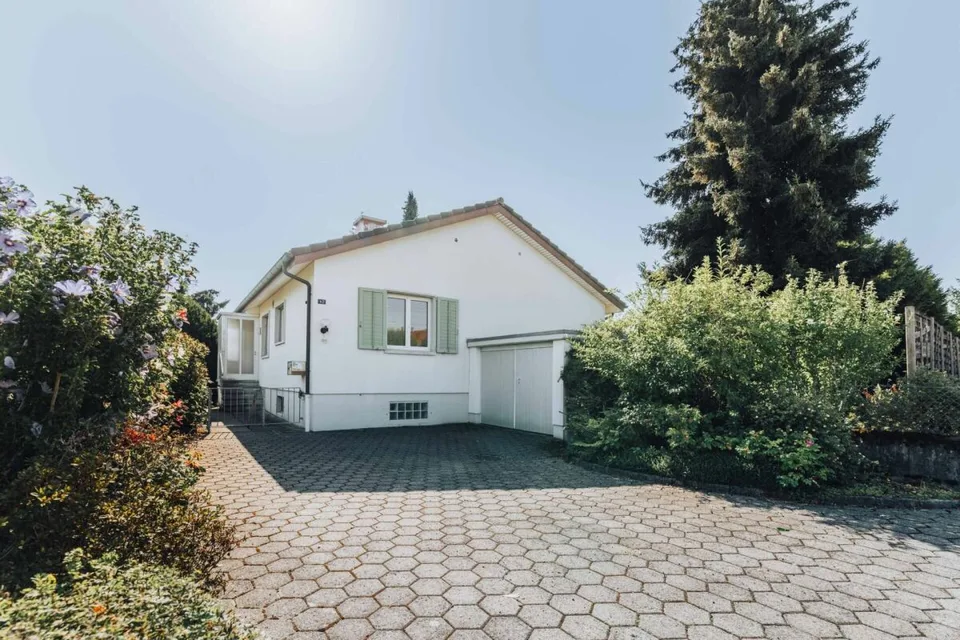 6-Zimmer-Einfamilienhaus mit Garten und vielseitigem Gestaltungspotenzial