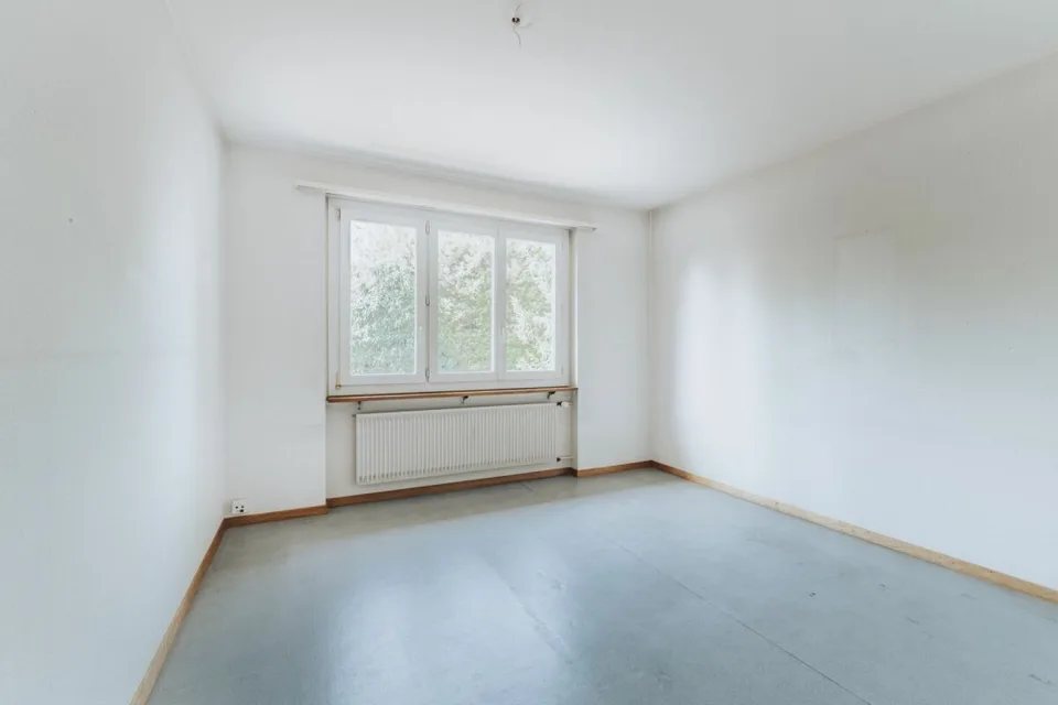 6-Zimmer-Einfamilienhaus mit Garten und vielseitigem Gestaltungspotenzial