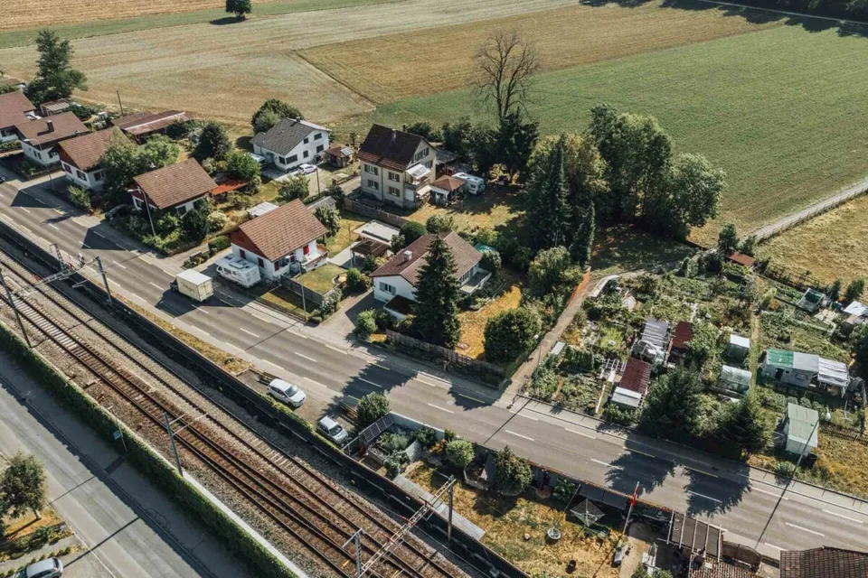 6-Zimmer-Einfamilienhaus mit Garten und vielseitigem Gestaltungspotenzial