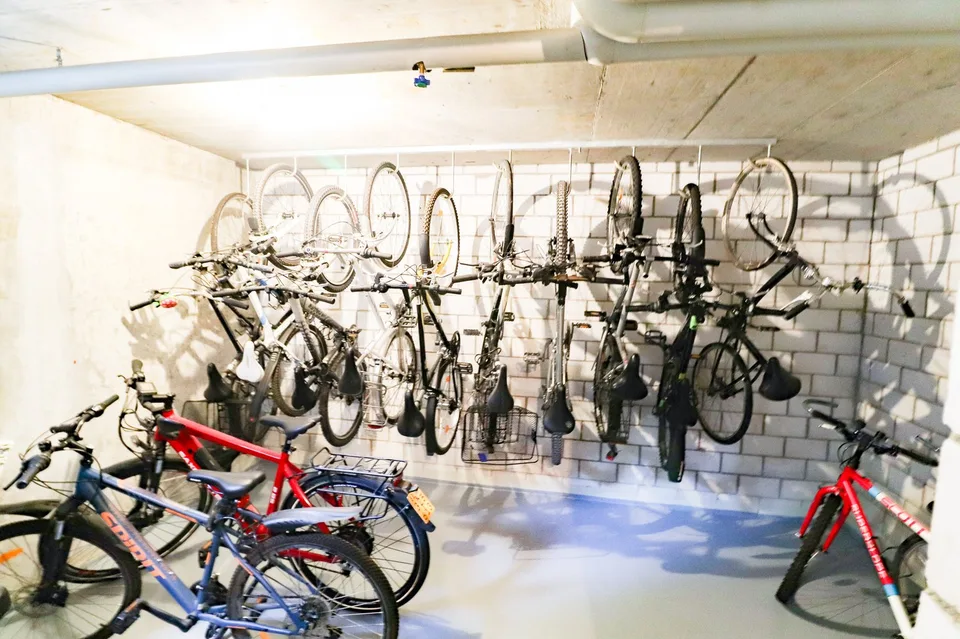 Appartement de 4,5 pièces fraîchement rénové avec place de parking, salle de hobby et compartiment de cave