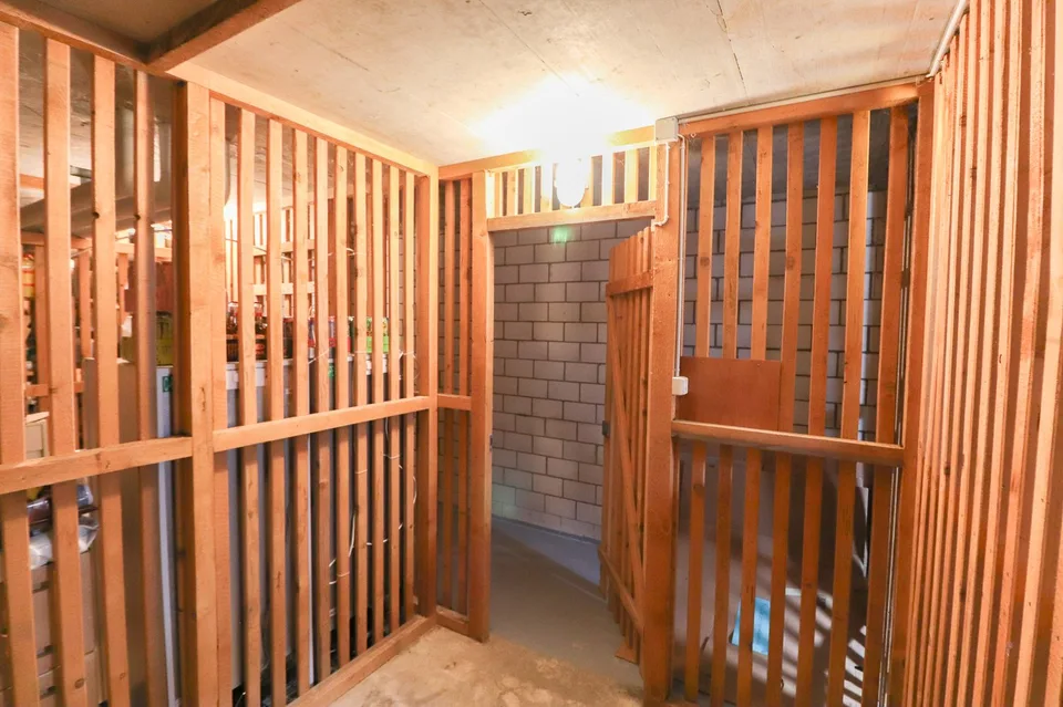 Appartement de 4,5 pièces fraîchement rénové avec place de parking, salle de hobby et compartiment de cave