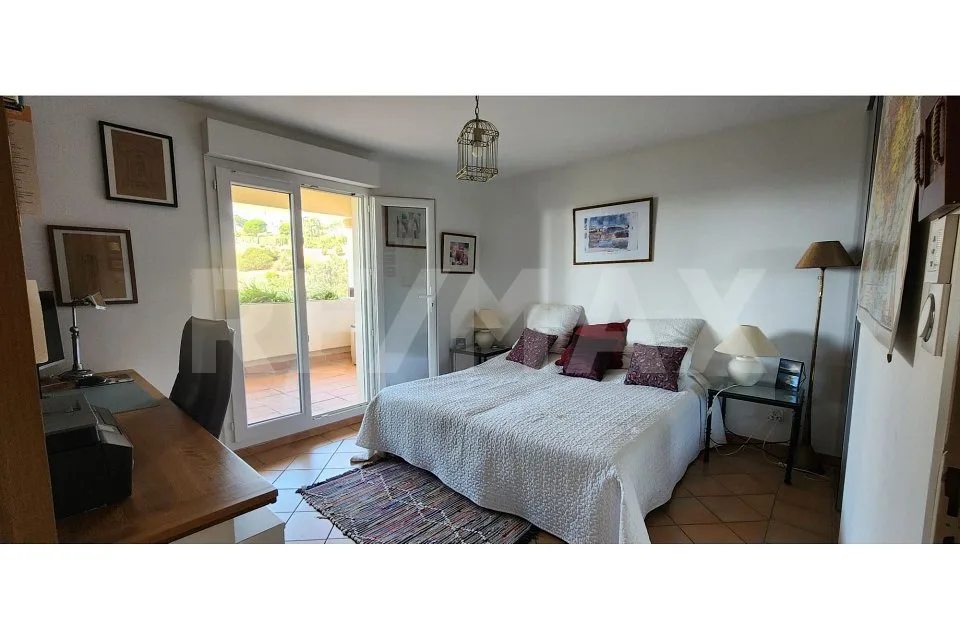 Appartement maisonette attractif de 5 pièces à Sainte-Maxime Côte d'Azur