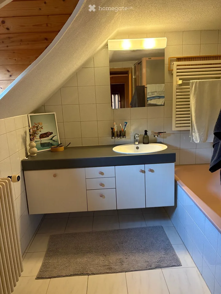 Spacious 4.5 room maisonette apartment