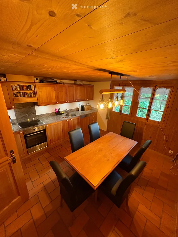 Spacious 4.5 room maisonette apartment
