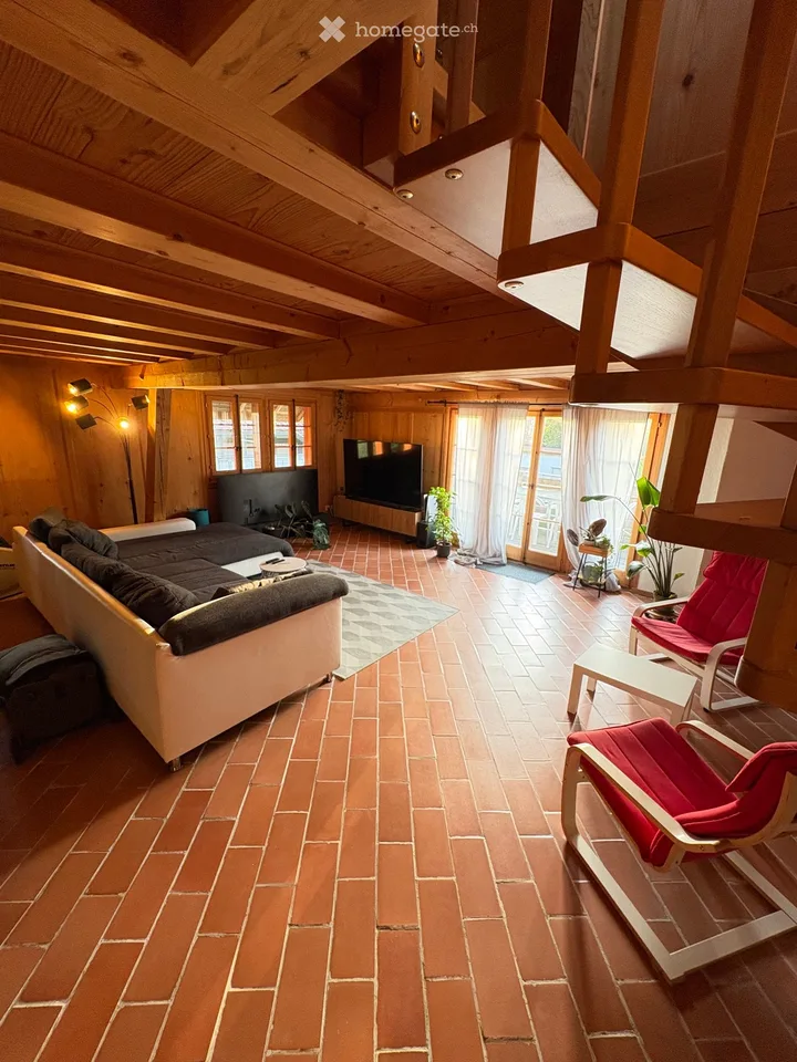 Spacious 4.5 room maisonette apartment