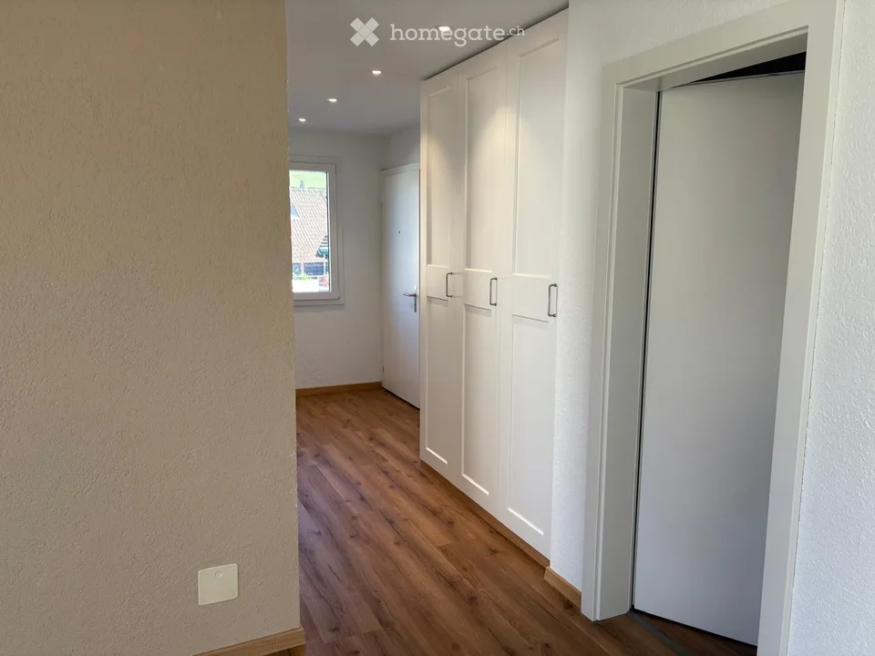 Schöne 2.5 Zimmer Wohnung im Grünen