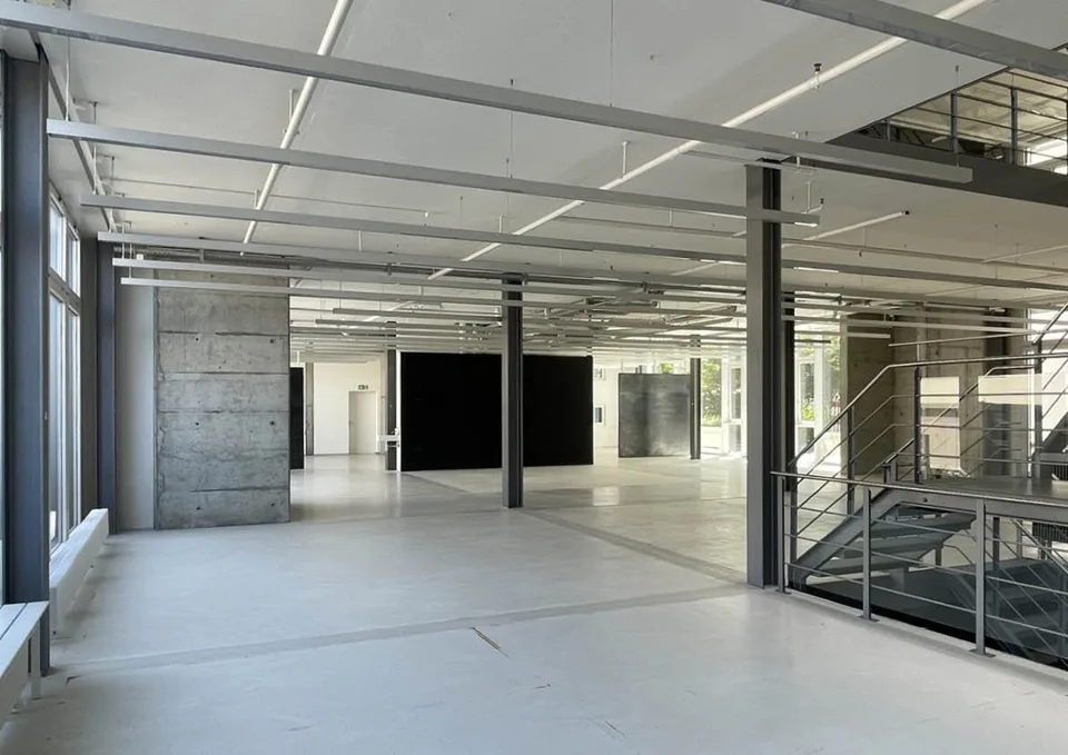 Prime Location Bern - Office, Exhibition, Logistics, Warehouse