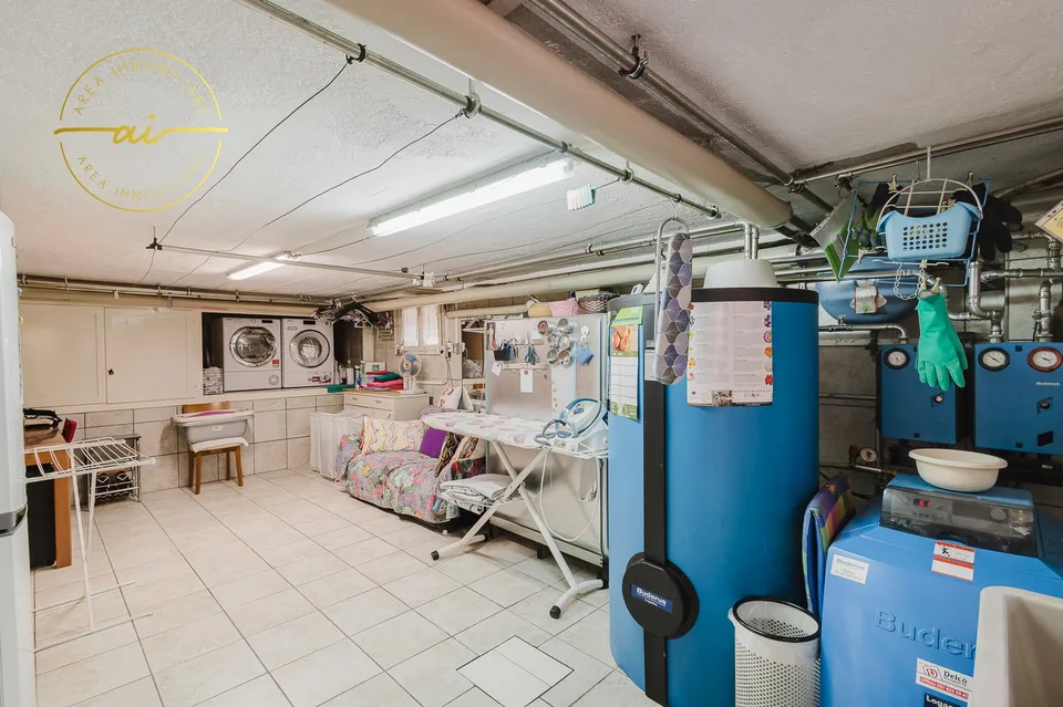 Maison unifamiliale avec jardin et piscine à Cresciano