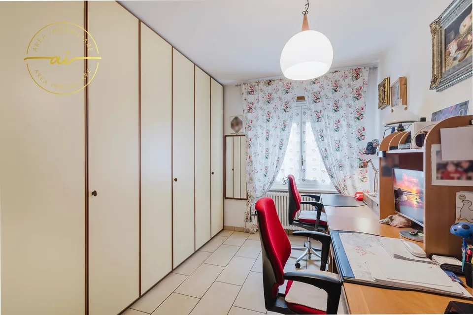 Maison unifamiliale avec jardin et piscine à Cresciano