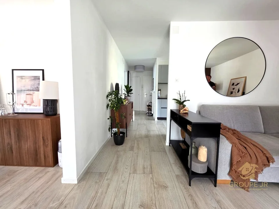 2,5 pièces rénové avec balcon – Coup de cœur assuré