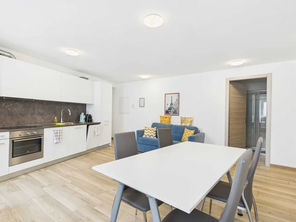 Immeuble plurifamilial avec 5 unités à Curio à vendre