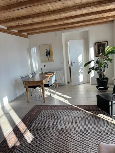 Stilvolle 7-Zimmer-Villa mit Seesicht in Biel kaufen