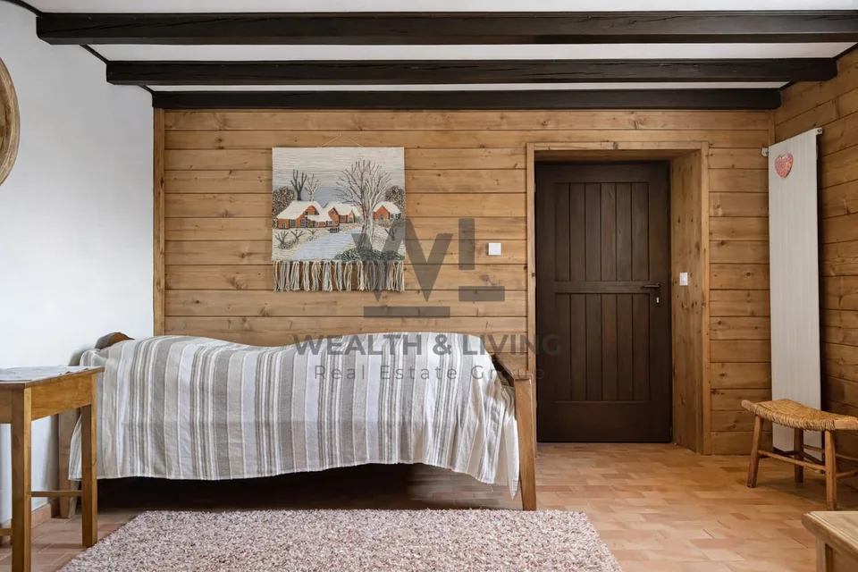 Chalet con terreno edificabile di 1387 m² e garage