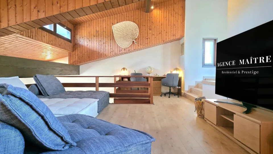 Einladendes Architektenhaus T8 in Armoy