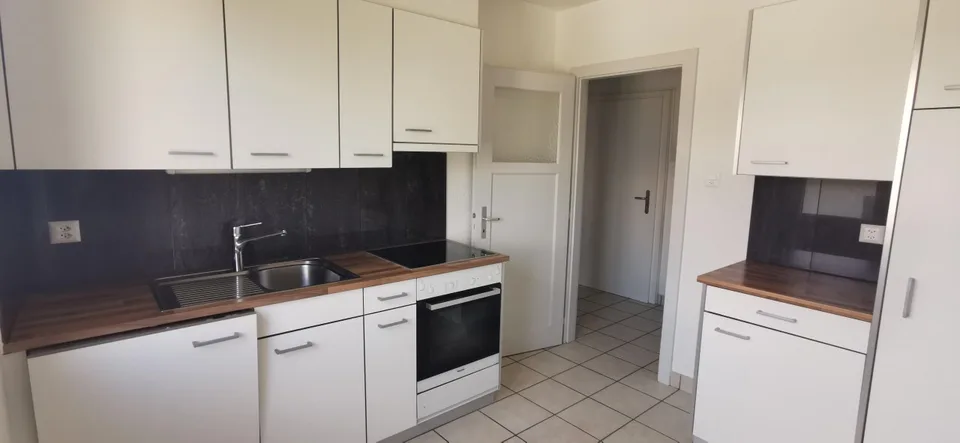 Appartamento a Les Geneveys-sur-Coffrane con carattere di villaggio