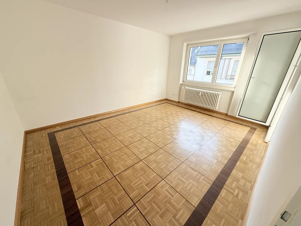Gemütliche Seitenstrasse Nähe Spalentor
