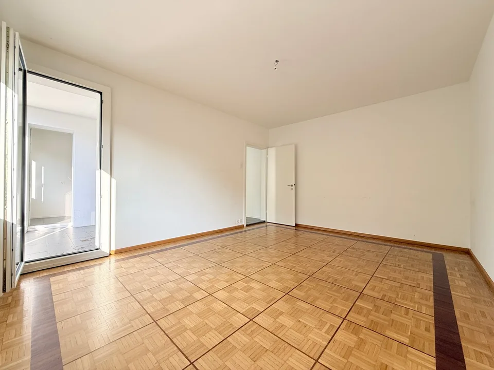 Gemütliche Seitenstrasse Nähe Spalentor