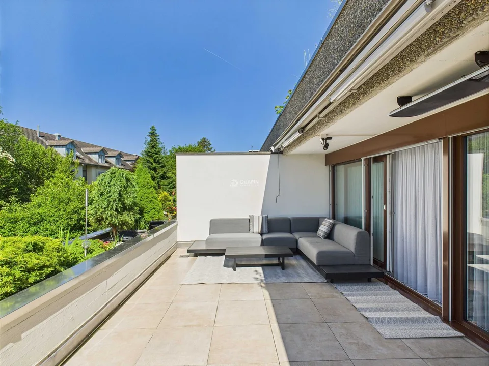 Appartement en terrasse de 6,5 pièces à Unterentfelden