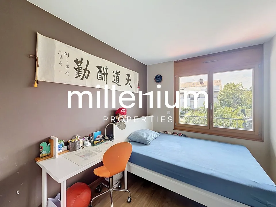 Exklusivität - Schöne Familienvilla mit Pool