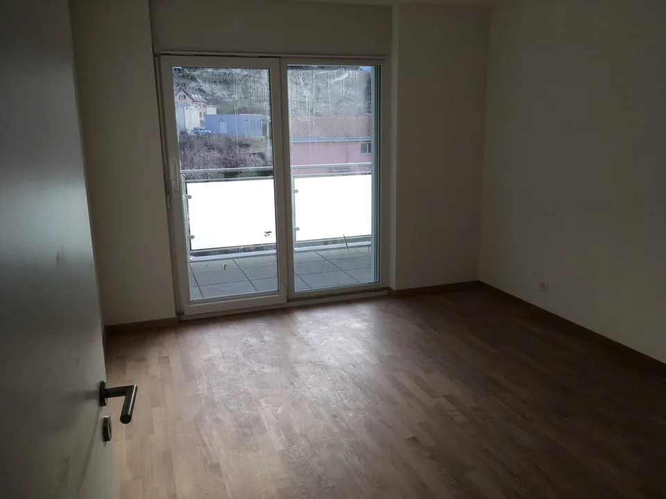 GERÄUMIGES 2.5 ZIMMER MODERN MIT SCHÖNER TERRASSE VON 40M2 - MALOC-IMMO