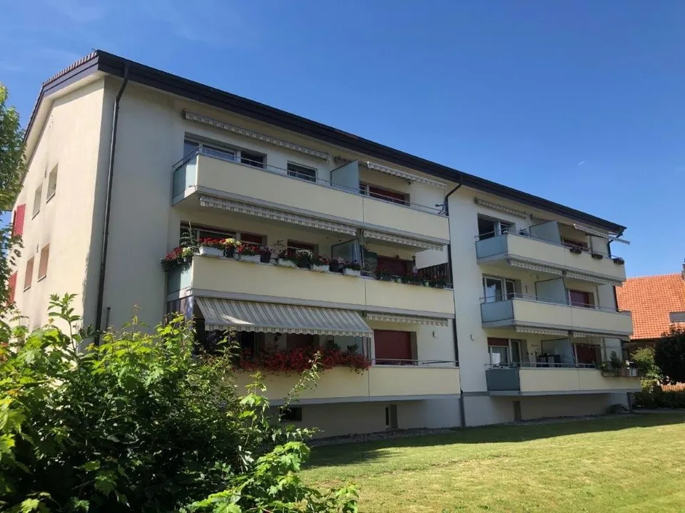 3 1/2-Zimmerwohnung, 1. Stock rechts