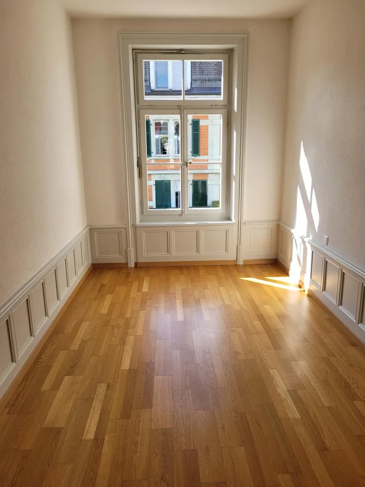 Ruhige Wohnung mit Balkon