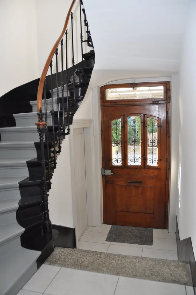 Ruhige Wohnung mit Balkon