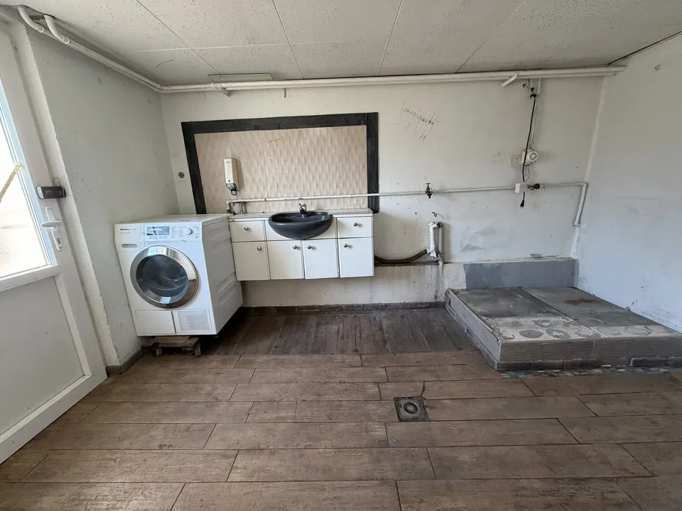 5.5-Zi.-Einfamilienhaus sucht Handwerker