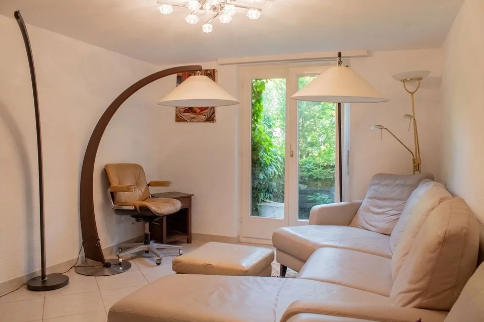 Maison individuelle 8,5 pièces avec annexe à Benken - terrain spacieux