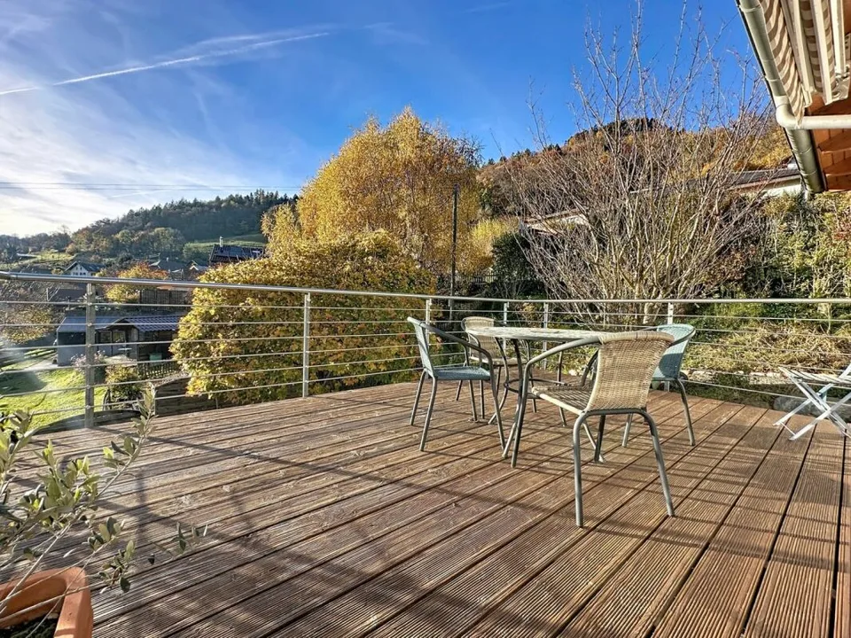 Prachtvolle Architekten-Villa mit spektakulärer Panoramablick auf die Ebene und die Dents-du-Midi