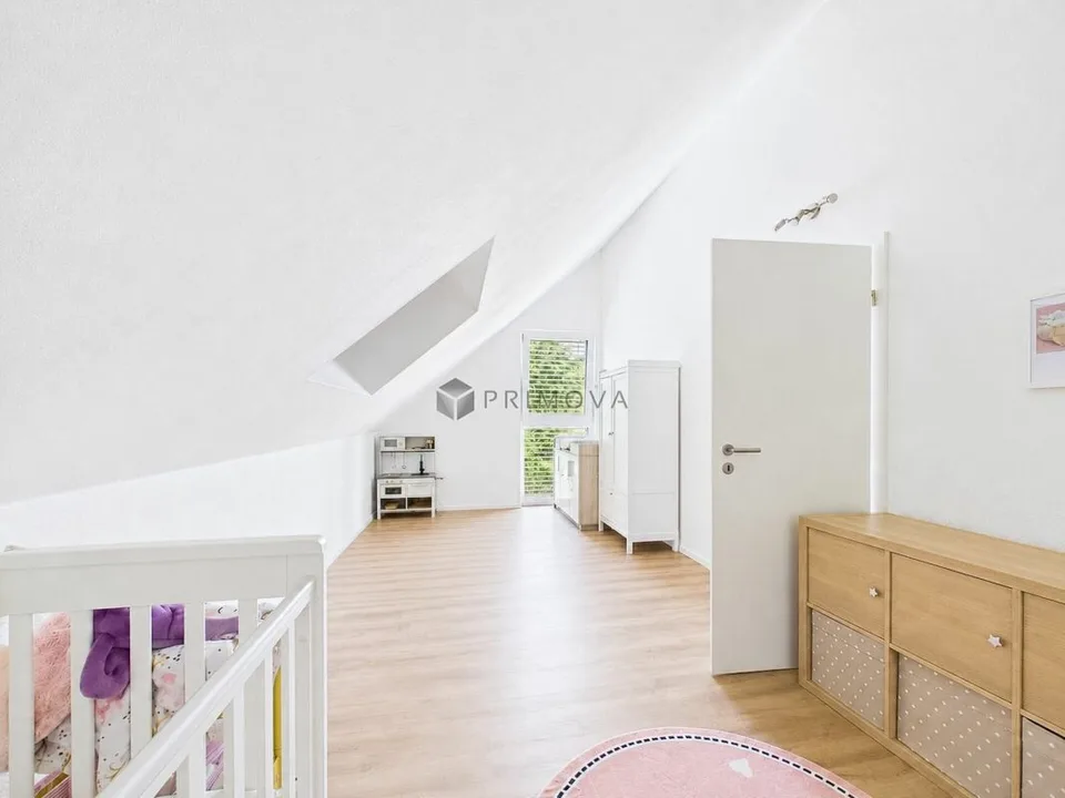 Maison jumelée neuve à portée de main !