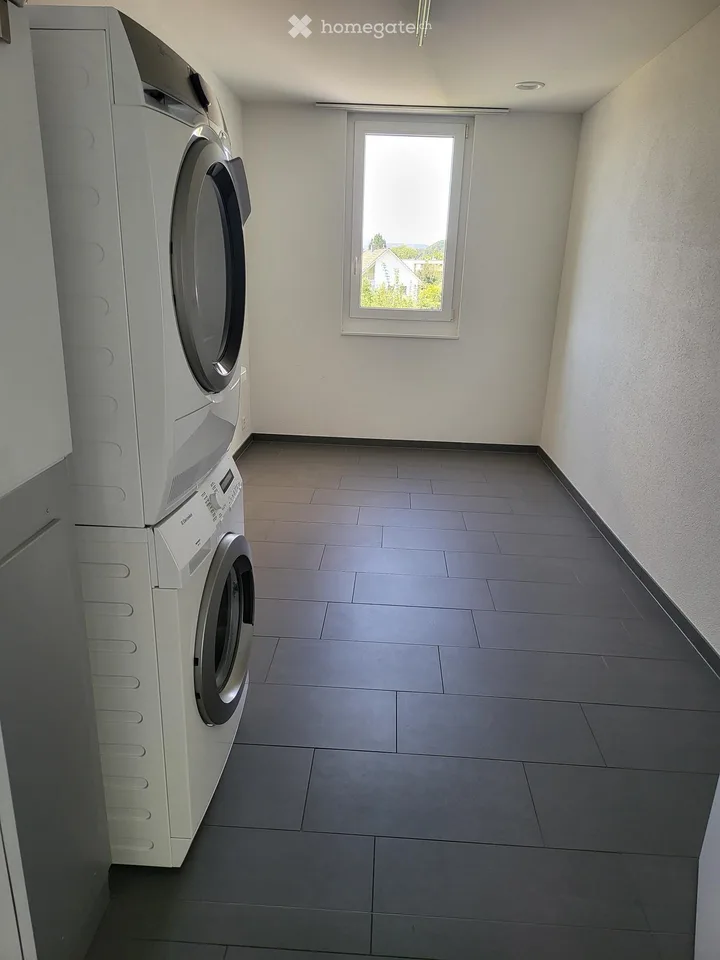 A gem, like in an owner-occupied apartment with a magnificent view of the greenery in Kirchdorf